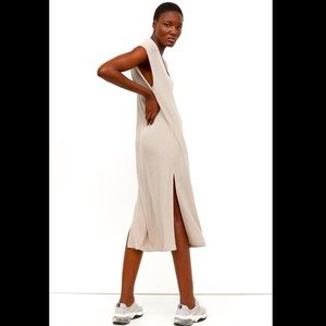NWOT H&M BEIGE KNIT DRESS SIZE M